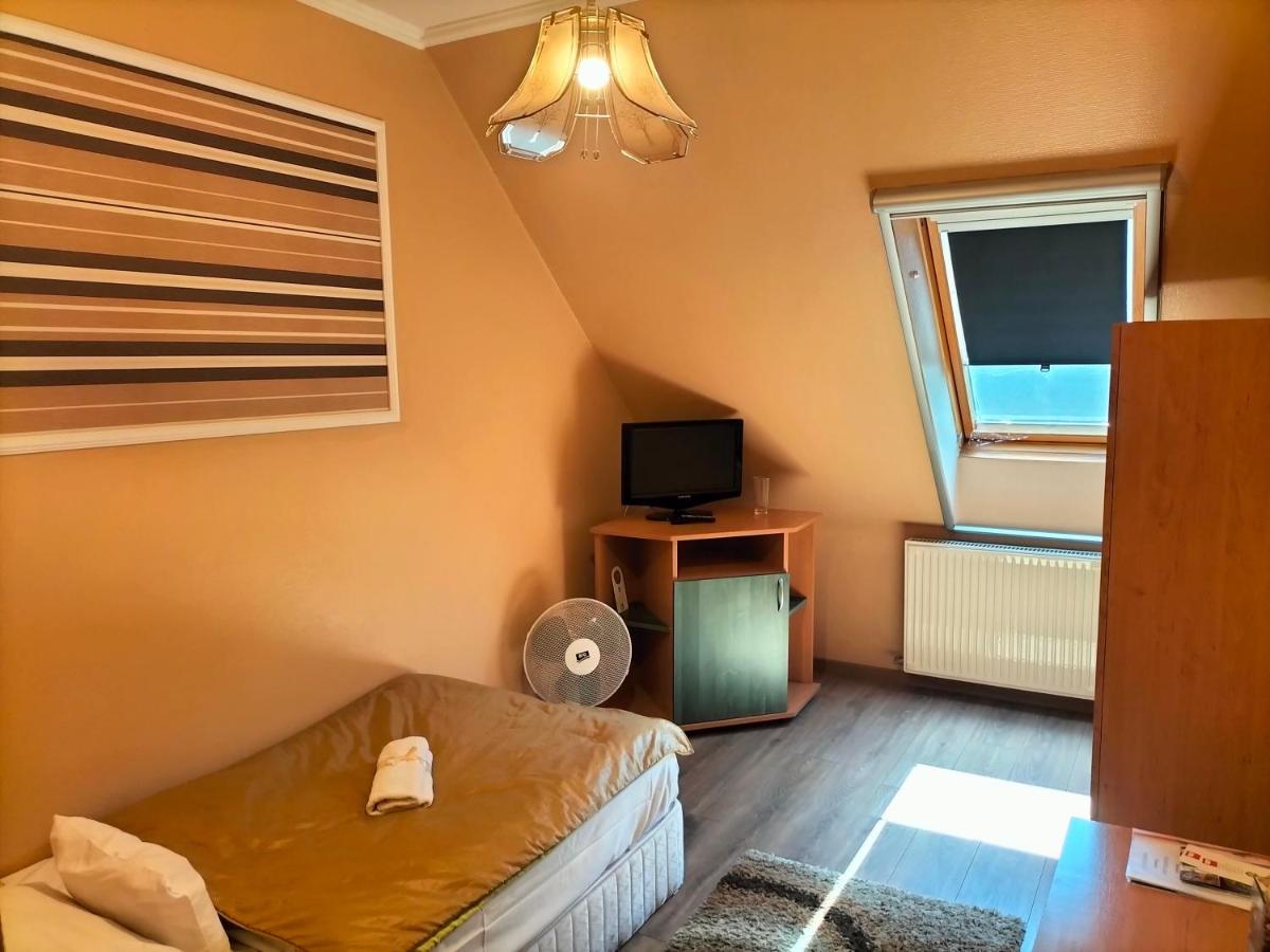 Bajor Panzió Bük-Bükfürdő, Adults Only 12plus Buk Exterior foto
