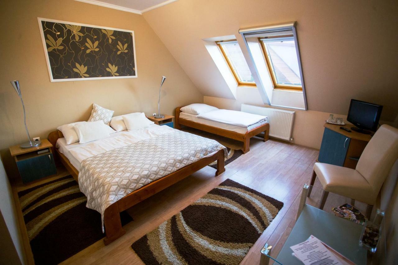 Bajor Panzió Bük-Bükfürdő, Adults Only 12plus Buk Exterior foto