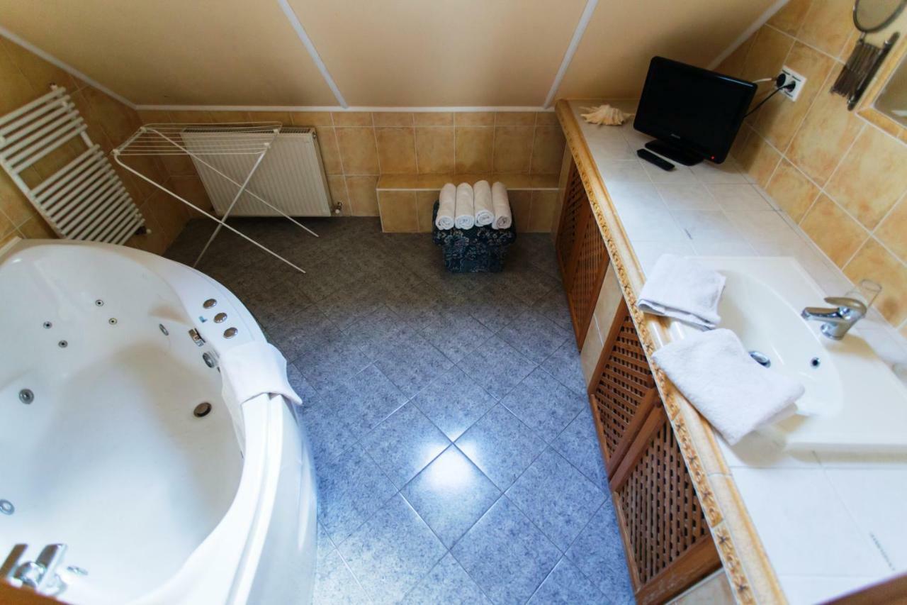 Bajor Panzió Bük-Bükfürdő, Adults Only 12plus Buk Exterior foto